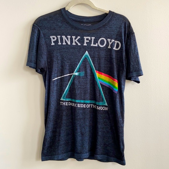 Pink Floyd Tops - Pink Floyd Graphic Tee!